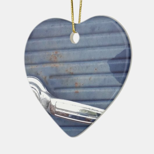  blauwe deur, zilverhandje keramisch ornament (Links)