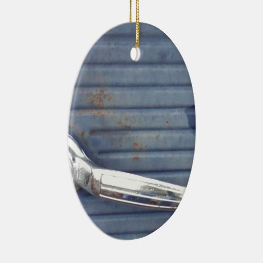  blauwe deur, zilverhandje keramisch ornament (Rechts)