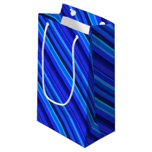 Blauwe diagonale strepen klein cadeauzakje