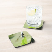 Blauwe Dragonfly op een groen blad Onderzetter (Rechterzijde)