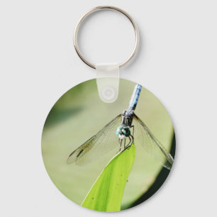 Blauwe Dragonfly op een groen blad Sleutelhanger