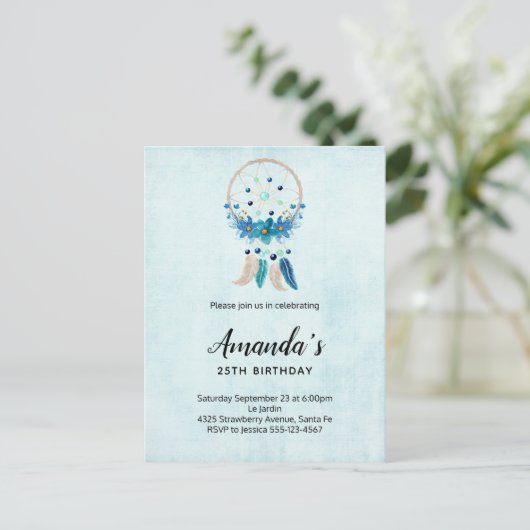 Blauwe droomcatcher met bloemen en veren op zondag uitnodiging briefkaart (Staand voorkant)