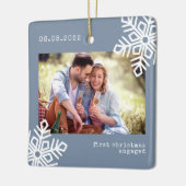 Blauwe Eerste Kerstmis Foto Snowflake Keramisch Ornament (Links)