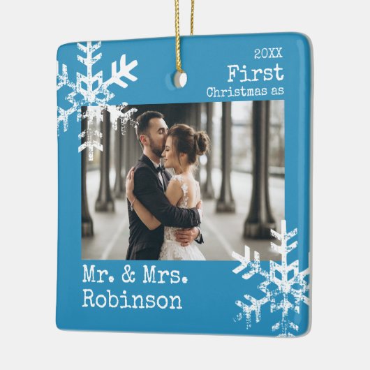 Blauwe Eerste Kerstmis Mr. & Mrs Custom Foto Keramisch Ornament (Links)