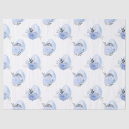 Blauwe eieren en bloemen op witte ontkoppeling tissuepapier