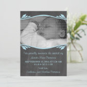 Blauwe Elegant Chalkboard Baby Aankondiging (Staand voorkant)
