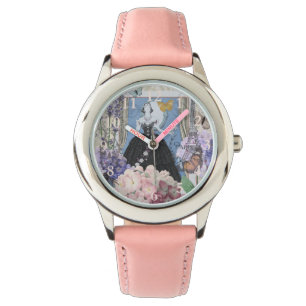 Blauwe elegante vrouw bloemrijke fancy jurk  horloge