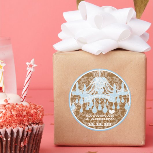 Blauwe en bruine Damask-handelier-Stickers Ronde Sticker (Feest)