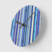 Blauwe en crèmestrepen ronde klok (Hoek)