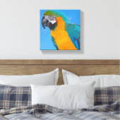 Blauwe en gele ara canvas print (Insitu (Slaapkamer))