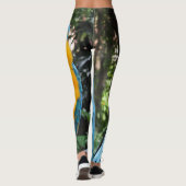 Blauwe en gele ara Preening Leggings (Achterkant)