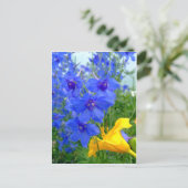 Blauwe en gele bloemen briefkaart (Staand voorkant)