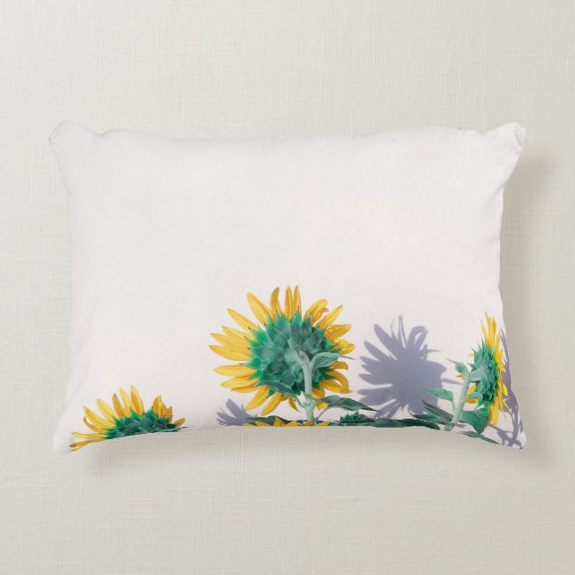 Blauwe en gele bloemen op witte wand accent kussen (Voorkant)