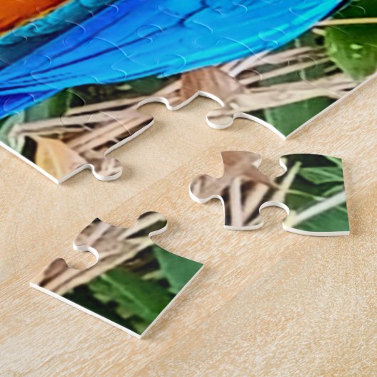 Blauwe en gele papegaai legpuzzel (Zijkant)