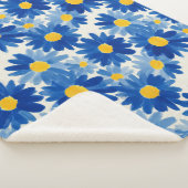 Blauwe en gele schilderachtige bloemen sherpa deken (3/4)