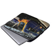 Blauwe en gele trein laptop sleeve (Voorkant onderkant)