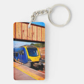 Blauwe en gele trein sleutelhanger (achterkant)