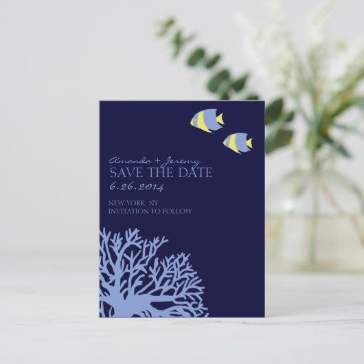 Blauwe en gele tropische vissen redden de datum aankondigingskaart (Staand voorkant)