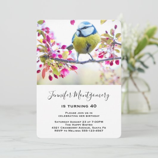 blauwe en gele vogel op een Branch Birthday Kaart (Staand voorkant)