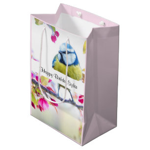 blauwe en gele vogel op een Branch Birthday Medium Cadeauzakje