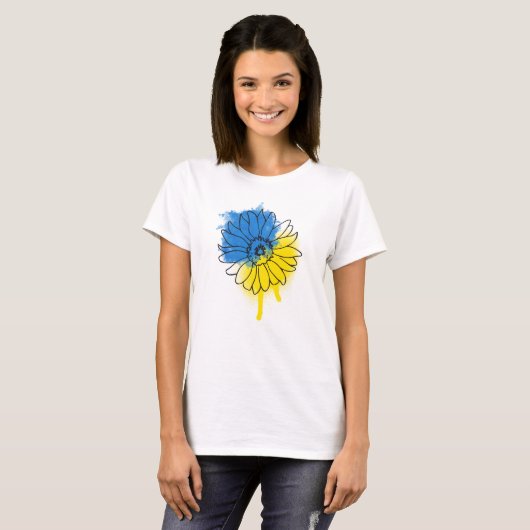 Blauwe en gele zonnebloem in Oekraïense stijl T-shirt (Voorkant volledig)