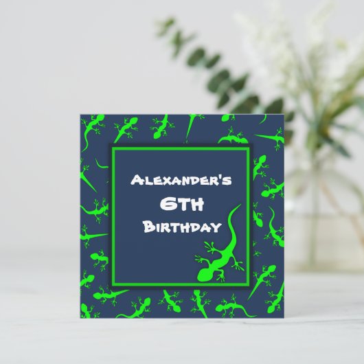 Blauwe en groene Gecko Lizards Theme Birthday Part Kaart (Staand voorkant)