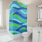 Blauwe en groene golven douchegordijn (In situ)