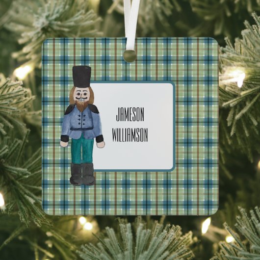 Blauwe en groene notenkraker op Plaid Metalen Ornament (Insitu)