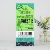 Blauwe en groene VIP Sweet 16 Ticket Party Kaart (Staand voorkant)