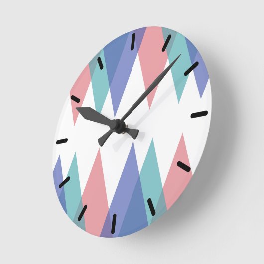 Blauwe en koraaldriehoeken ronde klok (Hoek)