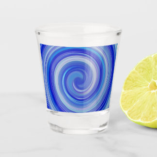 Blauwe en lichtblauwe spiraal shot glas