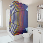 Blauwe en multicolleurige paraplu douchegordijn (In situ)