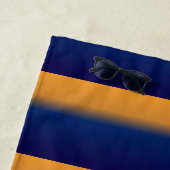 Blauwe en Oranje streep Strandlaken (In situ)