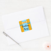 Blauwe en Oranje Suspenders en Bowtie Birthday Vierkante Sticker (Envelop)