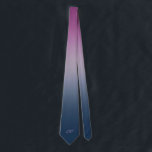 Blauwe en paarse nacht hemel ombre monogram stropdas<br><div class="desc">Donkerblauw en gedempt paarse nachthemel ombre is een ideaal stropdas voor een avondje uit. Aangepast optioneel monogram.</div>