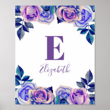 Blauwe en paarse rozen. Een babymeisjesmonogram. N