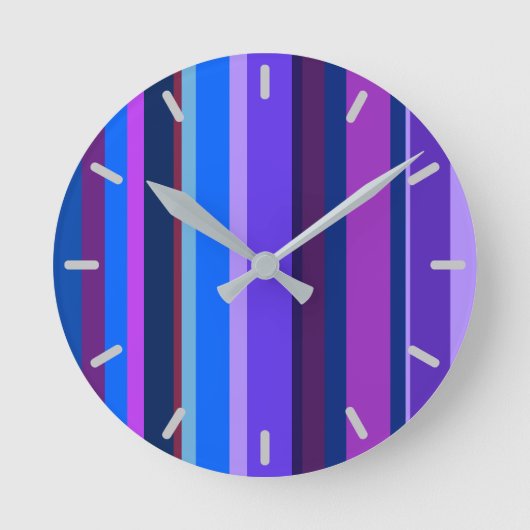 Blauwe en paarse verticale strepen ronde klok (Voorkant)