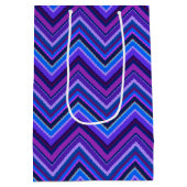Blauwe en paarse zigzagstroken medium cadeauzakje (Achterkant)