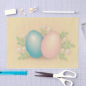 Blauwe en roze eitjes en lentbloemen tissuepapier (Craft)