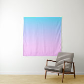 Blauwe en roze gradiëntachtergrond wandkleed (In situ)