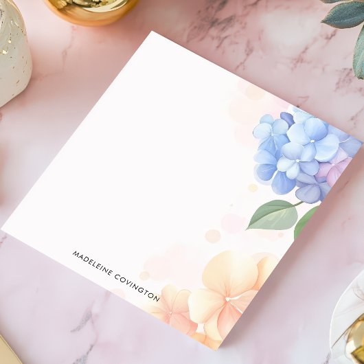 Blauwe en Roze Hortensia Bloemen Gepersonaliseerde Notitieblok