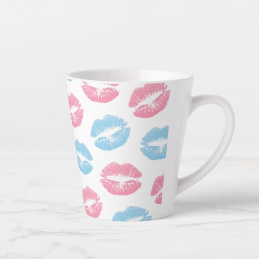 Blauwe en Roze Lippenpatroon, Lippenstift, Kus Latte Mok (Rechts)