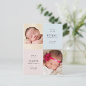 Blauwe en roze tweelingen Fotoaankondiging Briefkaart (Staand voorkant)