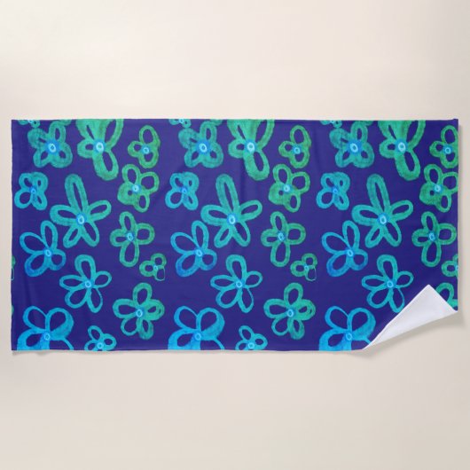 Blauwe en turquoise bloemen badhanddoek (Voorkant)