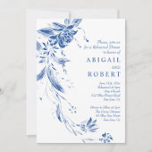 Blauwe en witte bloemen bruiloft repetitie diner kaart (Voorkant)