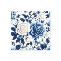 Blauwe en witte bloemen