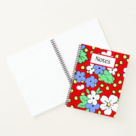 Blauwe en witte bloemen op rood spiraalvormig noti notitieboek (Binnen)