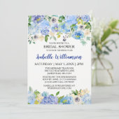 Blauwe en witte Floral Bridal Shower Invitations Kaart (Staand voorkant)