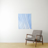 Blauwe en witte gestreepte textiel wandkleed (In situ)