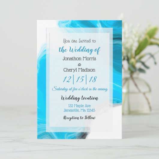 Blauwe en witte marmervochtige bruiloft kaart (Staand voorkant)